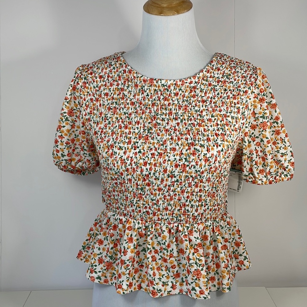 MINE Ruched Floral Peplum top, Size L